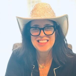 Meet your Posher, Marianna